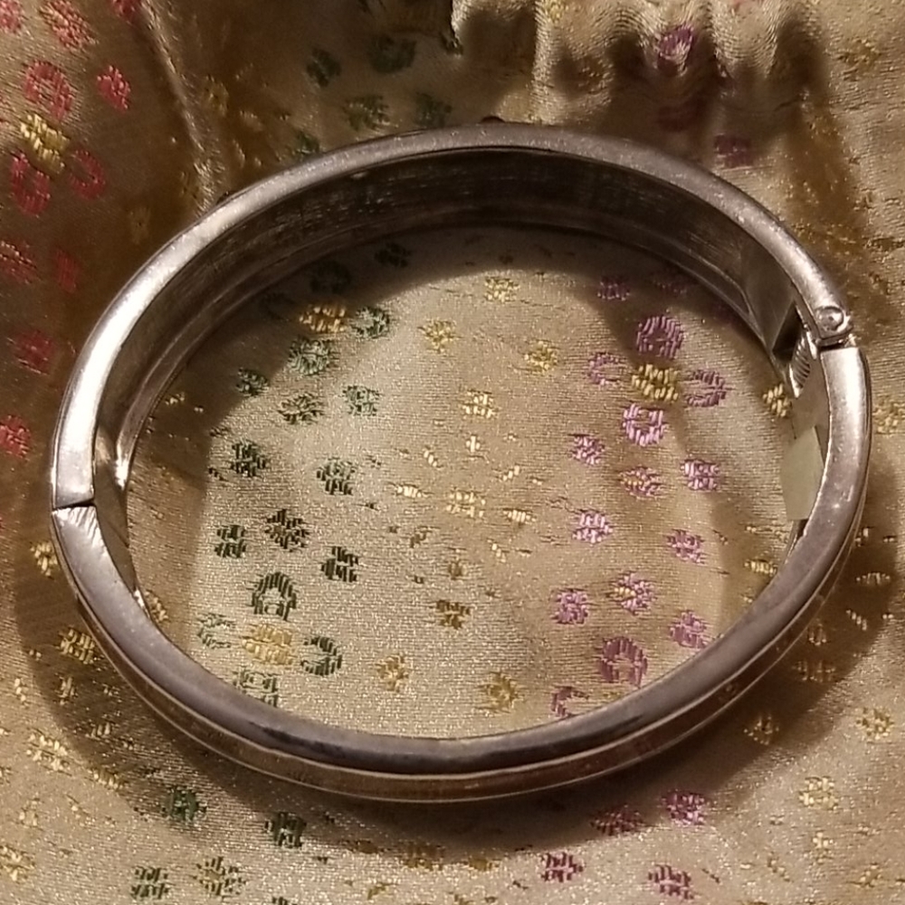 Bracelet - Picture 2 of 3